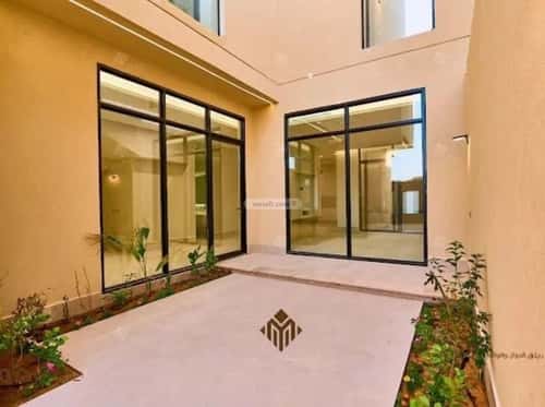 4 bedroom villa in Al Mahdiyyah 2