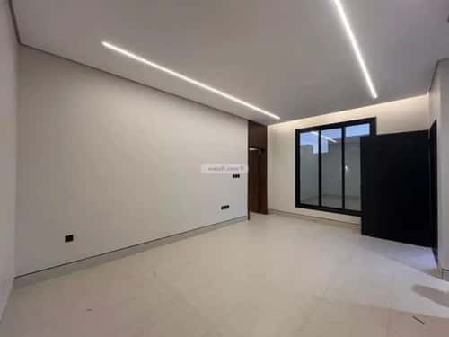 5 bedroom villa in Al Mahdiyyah 2