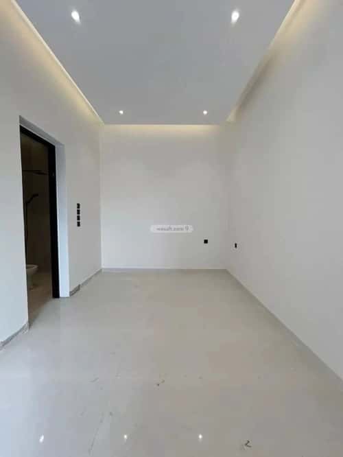 5 bedroom villa in Al Mahdiyyah 12