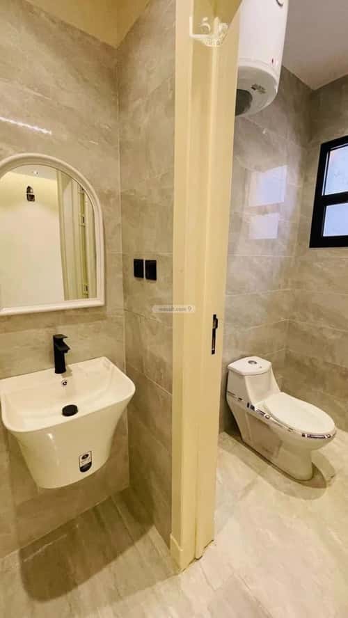 5 bedroom villa in Al Uraija Al Gharbi 1