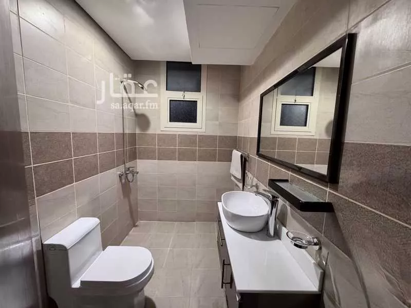 3 bedroom apartment in Al Malqa 12