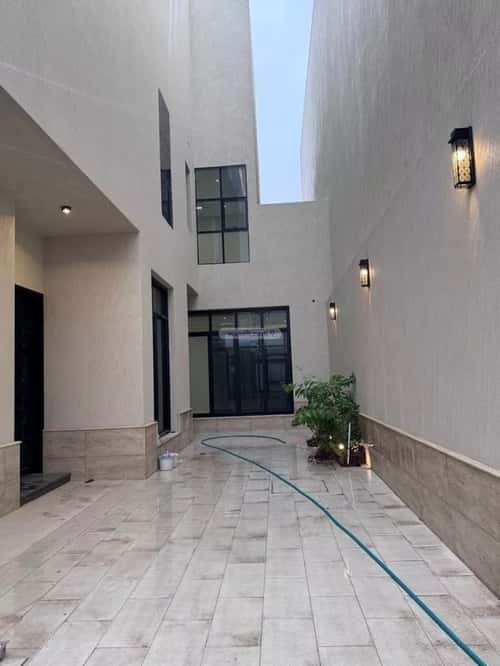 6 bedroom villa in Al Mahdiyyah 10