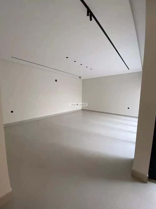 5 bedroom villa in Al Mahdiyyah 7