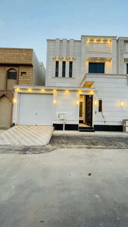 5 bedroom villa in Al Uraija Al Gharbi 7