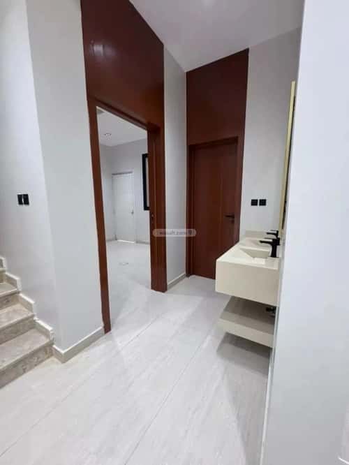 7 bedroom villa in Tuwaiq 4