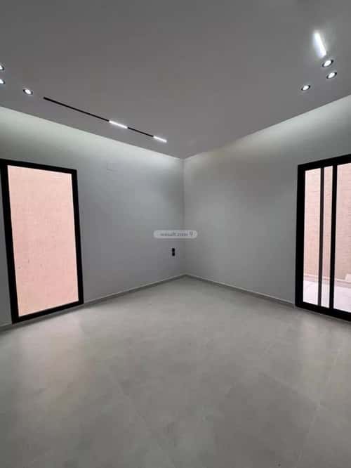 5 bedroom villa in Al Mahdiyyah 3
