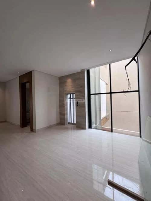 6 bedroom villa in Al Mahdiyyah 2