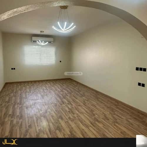 فيلا 4 غرف في النخيل 12