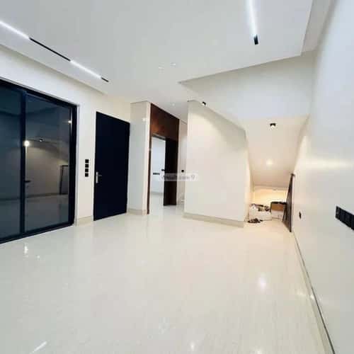 5 bedroom villa in Al Mahdiyyah 4