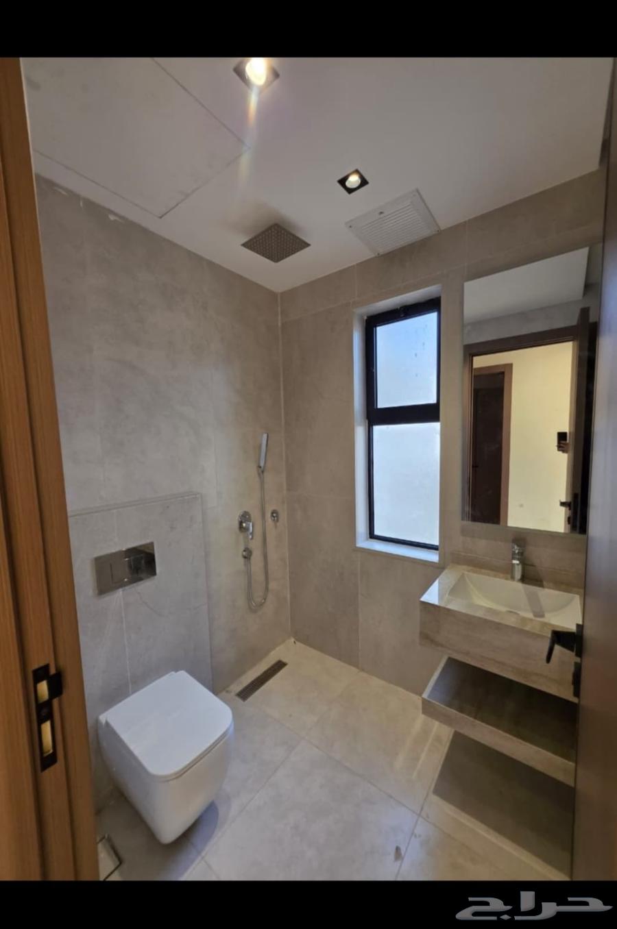 4 bedroom apartment in Batha Quraysh 8