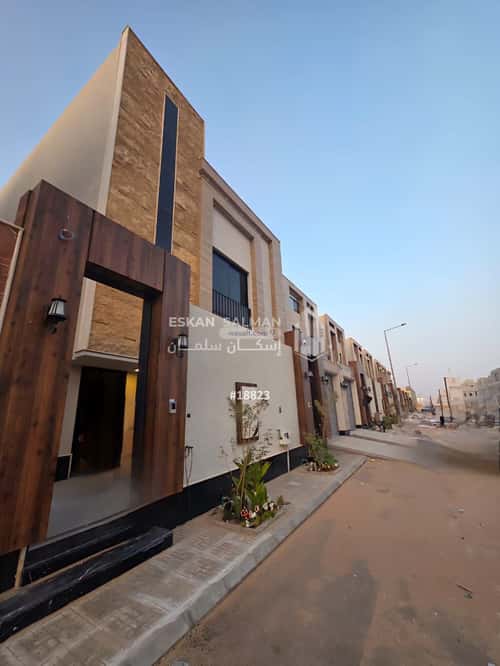 8 bedroom villa in Al Rimal 2