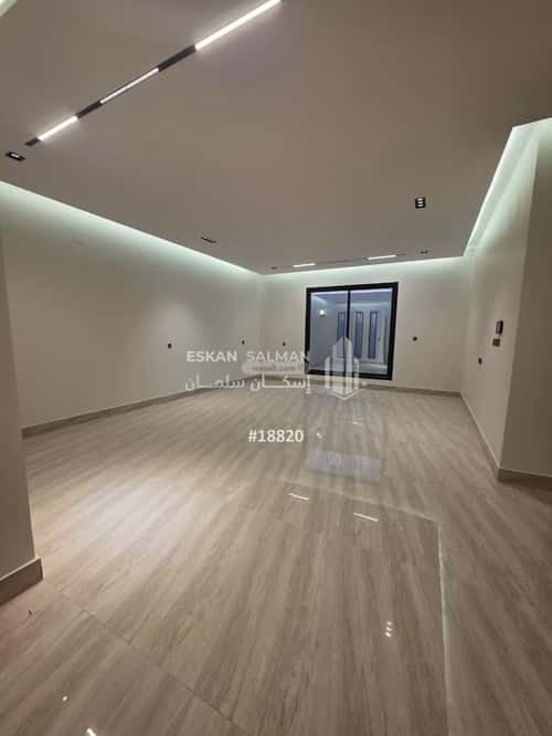 8 bedroom villa in Al Rimal 1