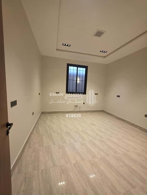 8 bedroom villa in Al Rimal 3