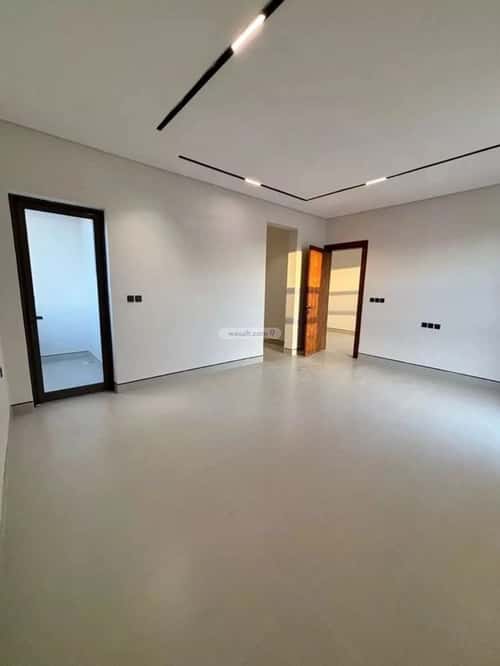 5 bedroom villa in Al Mahdiyyah 1