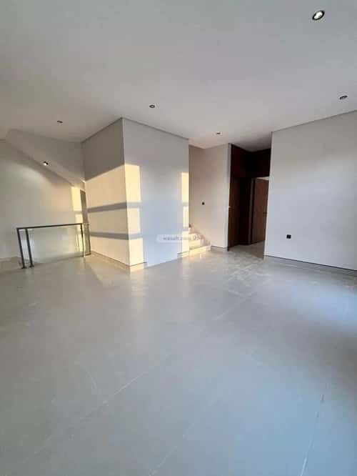5 bedroom villa in Al Mahdiyyah 3