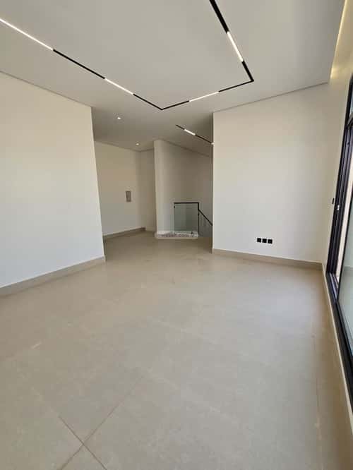 5 bedroom apartment in Al Maizilah 16