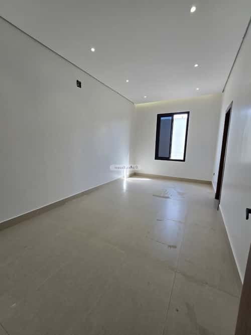 5 bedroom apartment in Al Maizilah 4