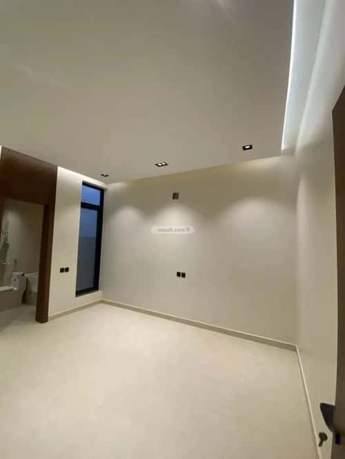 4 bedroom villa in Al Mahdiyyah 5