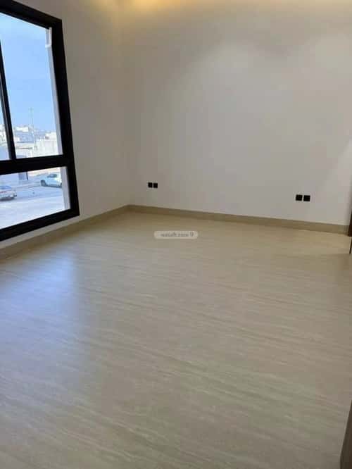 5 bedroom villa in Dhahrat Laban 12