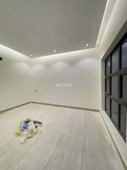 5 bedroom villa in Dhahrat Laban 12