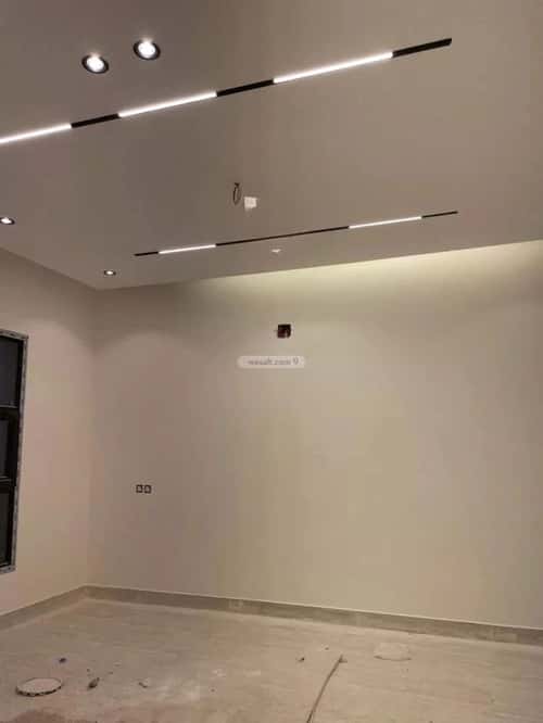 5 bedroom villa in Dhahrat Laban 7