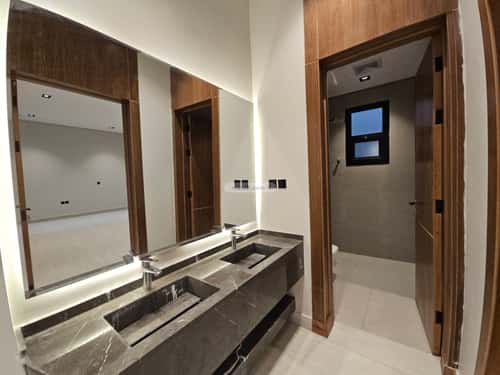 فيلا 5 غرف في الرمال 2