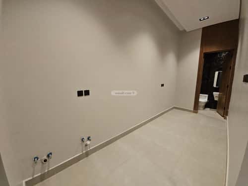 5 bedroom villa in Al Rimal 10