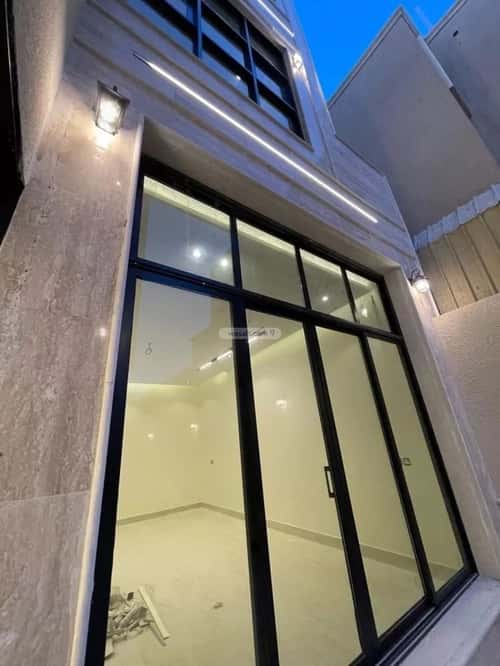 5 bedroom villa in Dhahrat Laban 2