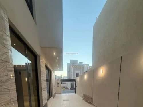 5 bedroom villa in Al Mahdiyyah 13
