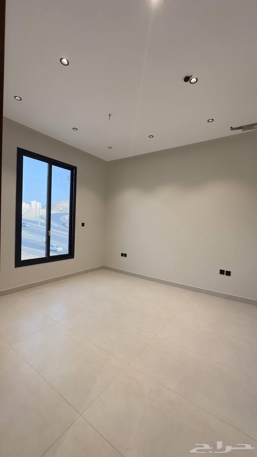 5 bedroom apartment in Batha Quraysh 6
