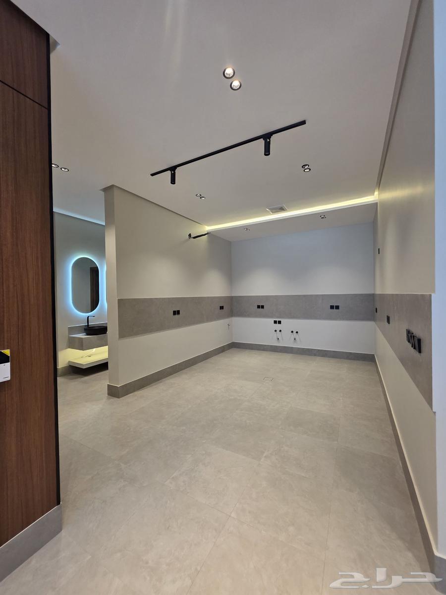 4 bedroom apartment in Wali Al Ahd 17