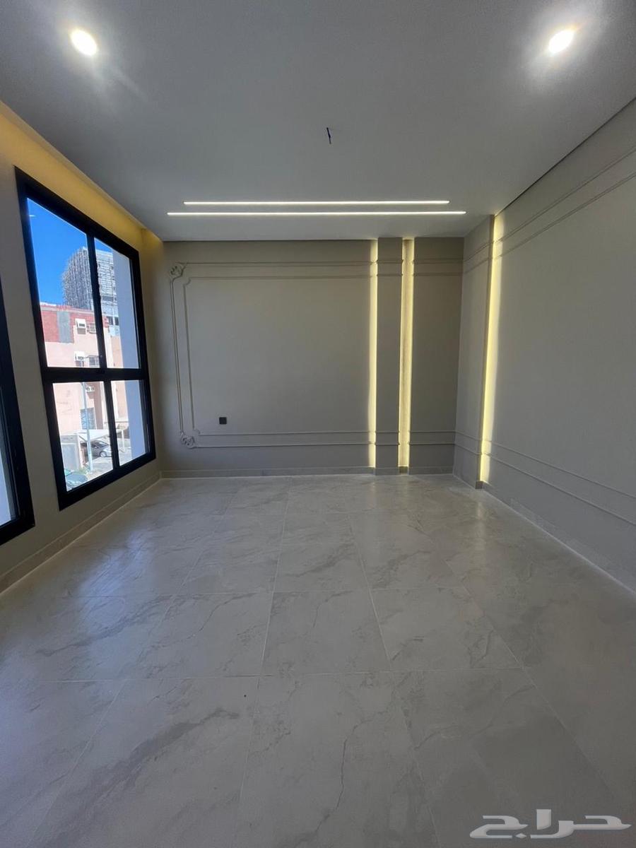 6 bedroom apartment in Al Umrah Al Jadidah 2