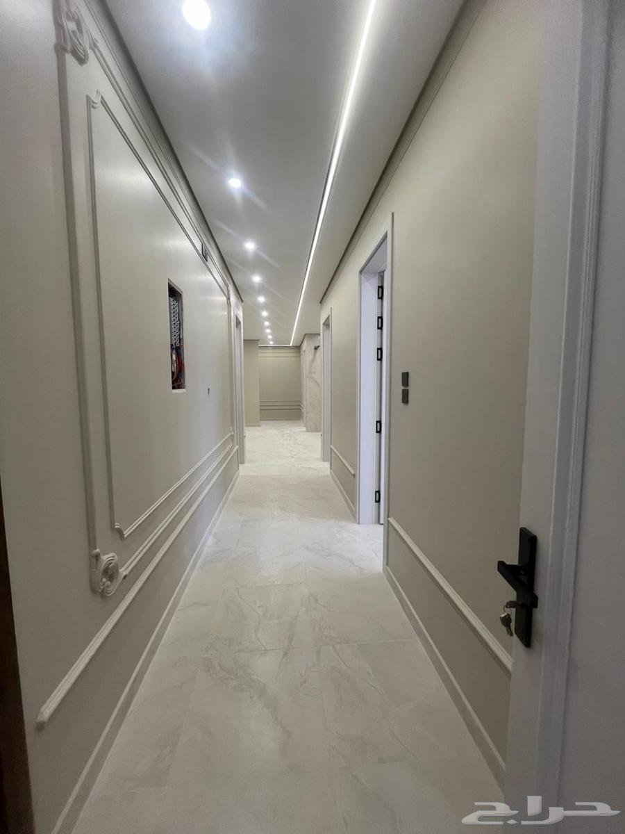 6 bedroom apartment in Al Umrah Al Jadidah 6