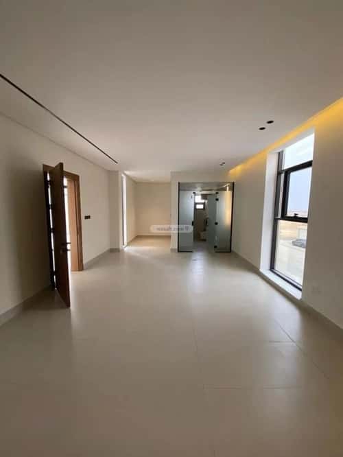 5 bedroom villa in Al Mahdiyyah 3