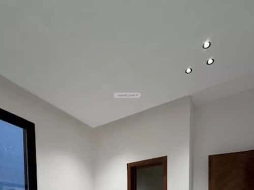 5 bedroom villa in Al Mahdiyyah 3