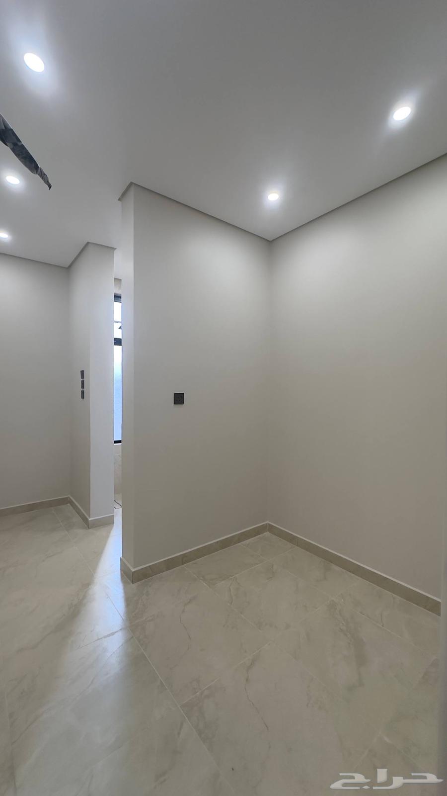 5 bedroom apartment in Al Salamah 21