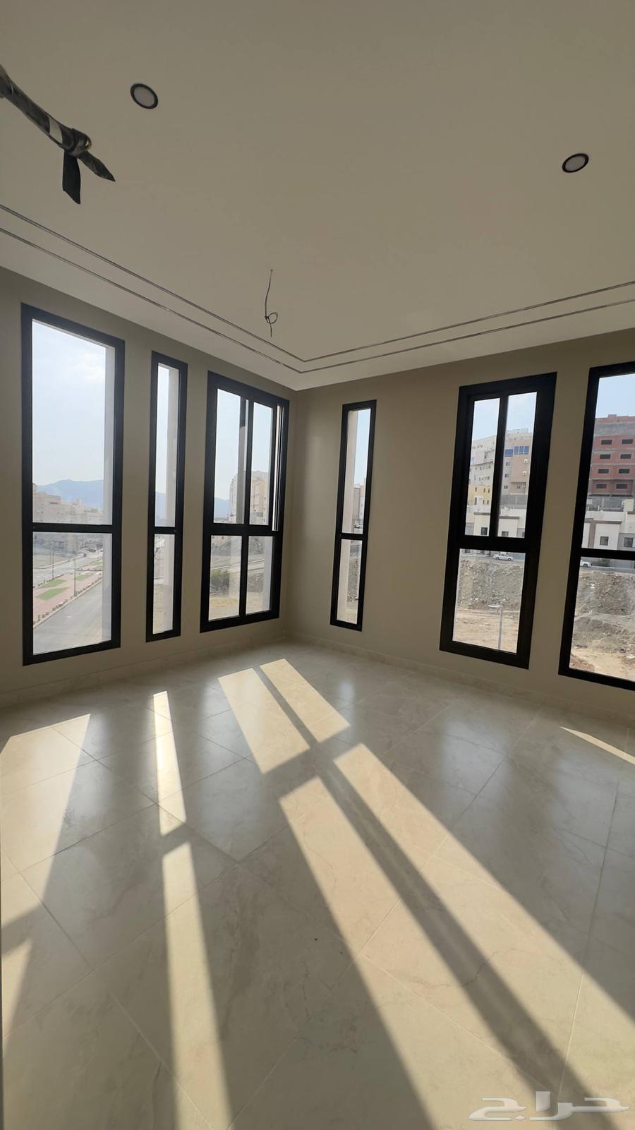 5 bedroom apartment in Al Salamah 30