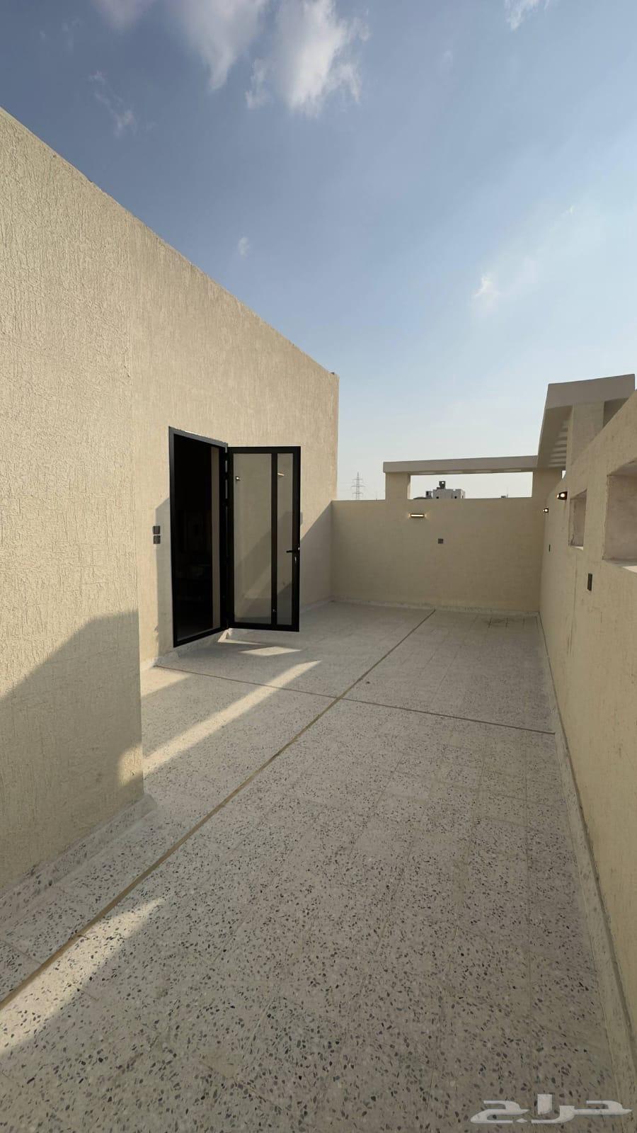 5 bedroom apartment in Al Salamah 9