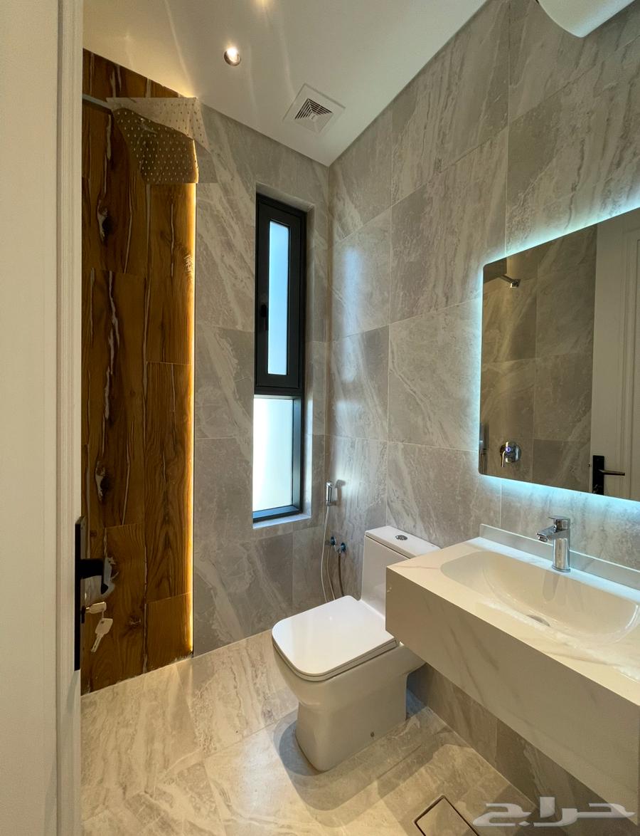 4 bedroom apartment in Batha Quraysh 9