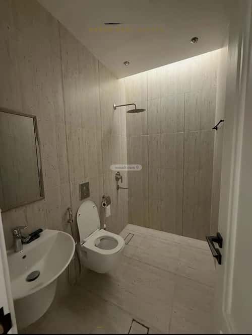 3 bedroom apartment in Al Malqa 1