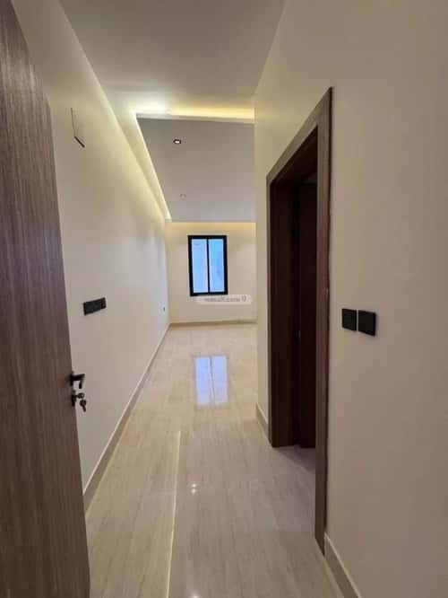 5 bedroom villa in Al Mahdiyyah 2