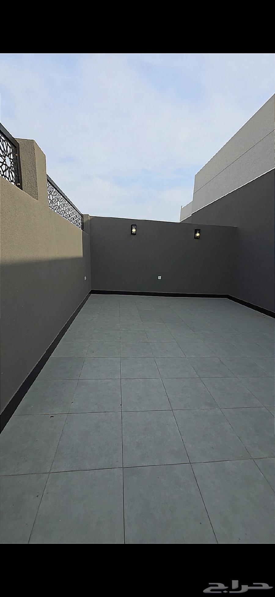6 bedroom apartment in King Fahd 3