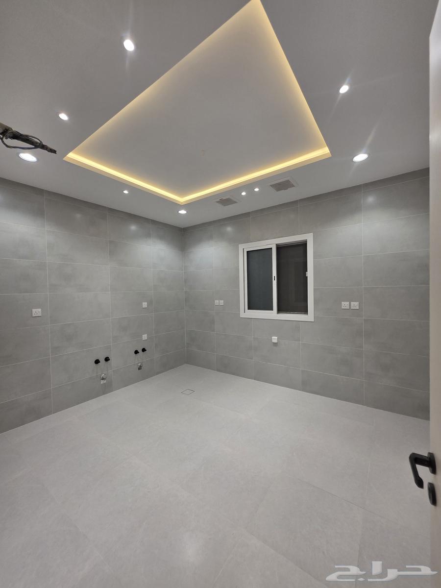 6 bedroom apartment in King Fahd 8