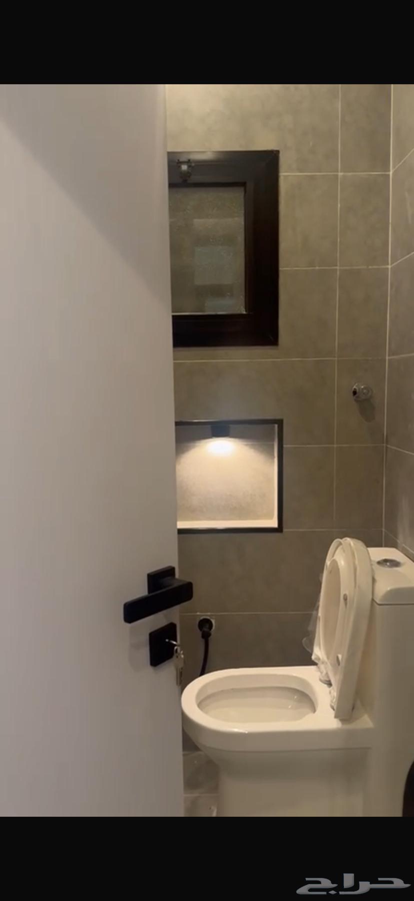 16 bedroom apartment in Al Sharayea 7