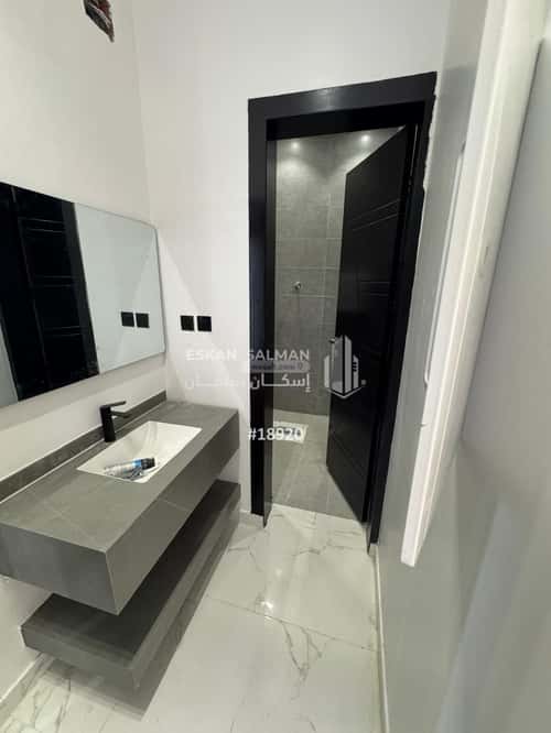 3 bedroom apartment in Al Nadwah 9