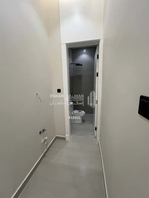5 bedroom floor in Al Janadriyah 7