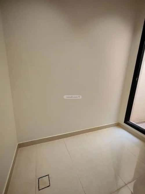 6 bedroom villa in Al Janadriyah 4