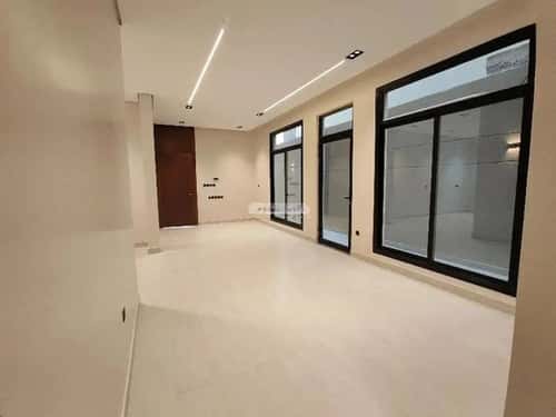 4 bedroom floor in Al Munsiyah 7