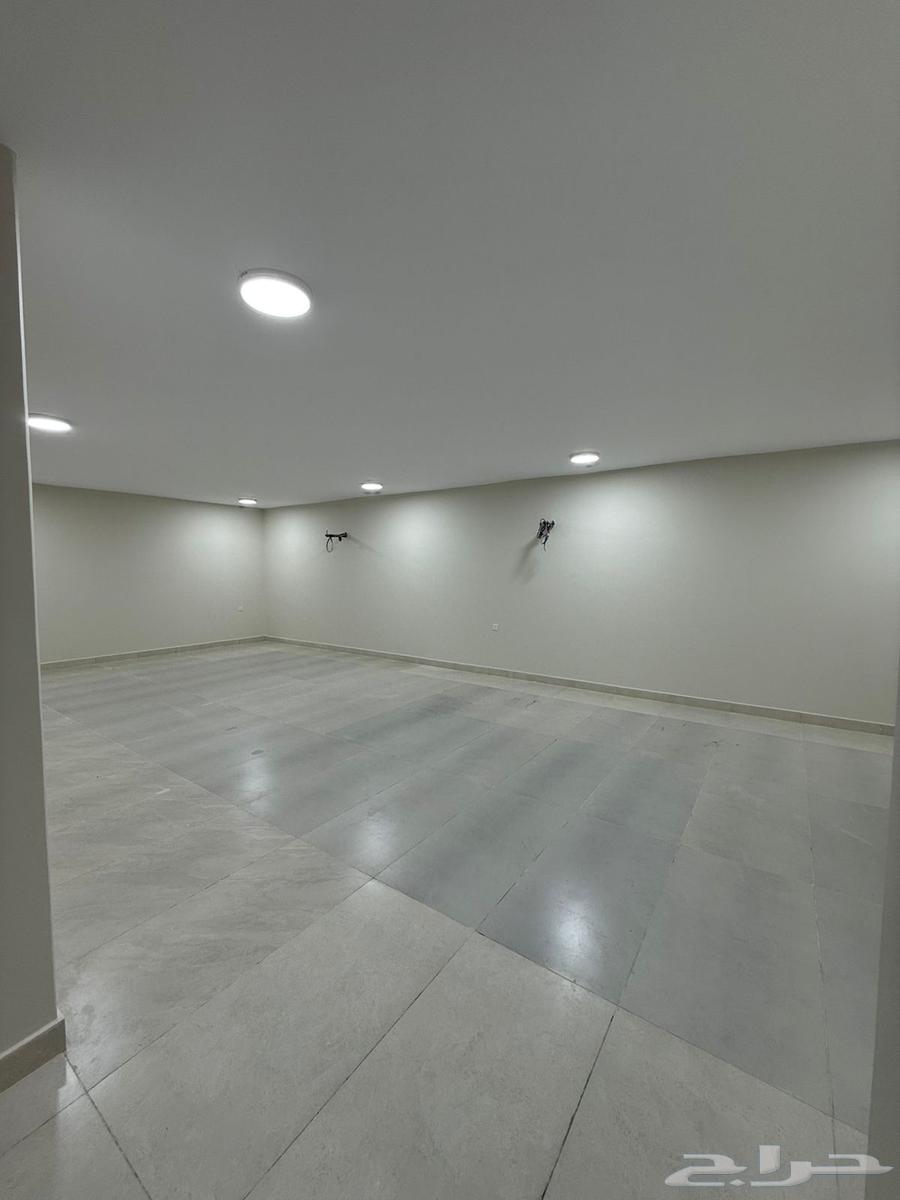 4 bedroom apartment in Batha Quraysh 15