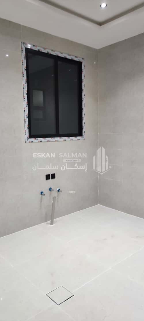 3 bedroom apartment in Al Bayan 5